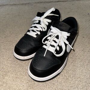 Nike Dunk Low - Reverse Panda Big kids 7Y